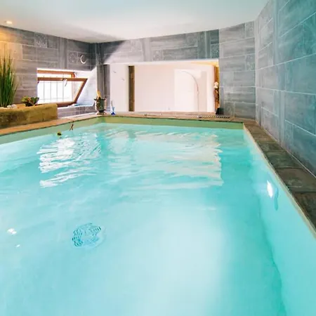 Avec Jacuzzi Et Terrasse Privatifs, Piscine Chauffee, Sauna, Salle De Billard *