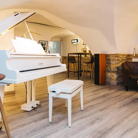Apartmán Avec Jacuzzi Et Terrasse Privatifs, Piscine Chauffee, Sauna, Salle De Billard *