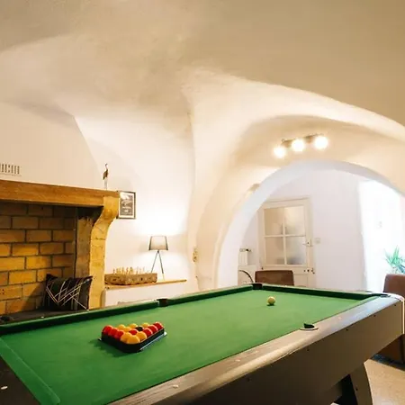 Avec Jacuzzi Et Terrasse Privatifs, Piscine Chauffee, Sauna, Salle De Billard